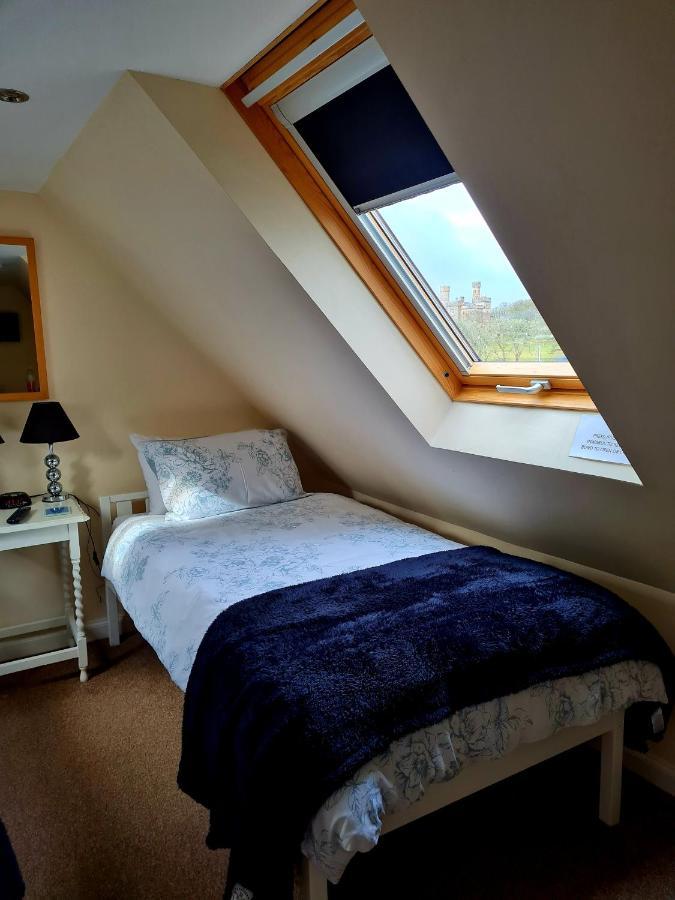 Hebridean Town House Apartment Сторноуей Екстериор снимка